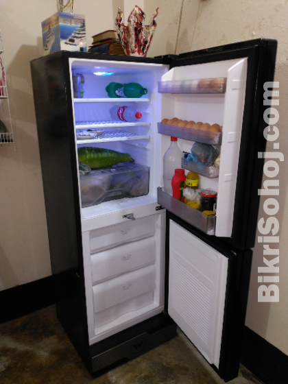 Walton Refrigerator